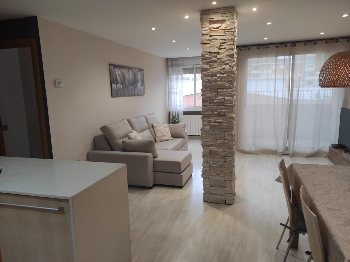 Apartamento En Viladecans Cerca Del Aeropuerto Exterior photo