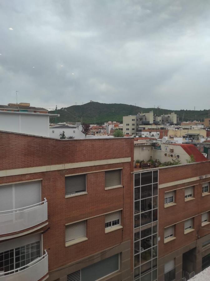 Apartamento En Viladecans Cerca Del Aeropuerto Exterior photo