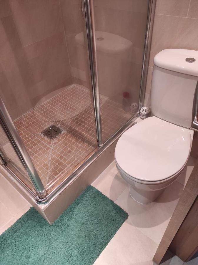 Apartamento En Viladecans Cerca Del Aeropuerto Exterior photo