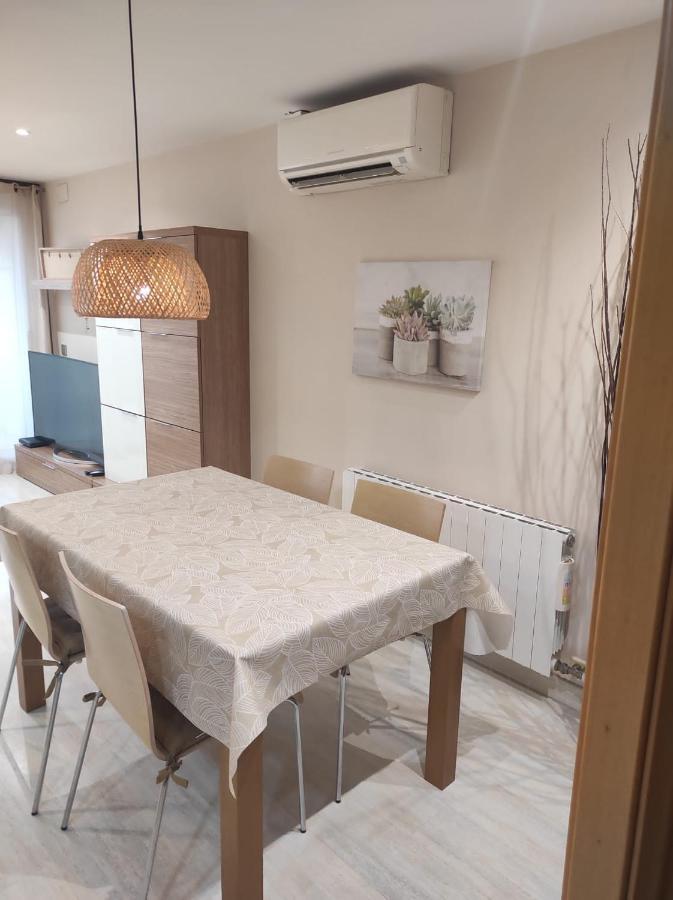 Apartamento En Viladecans Cerca Del Aeropuerto Exterior photo